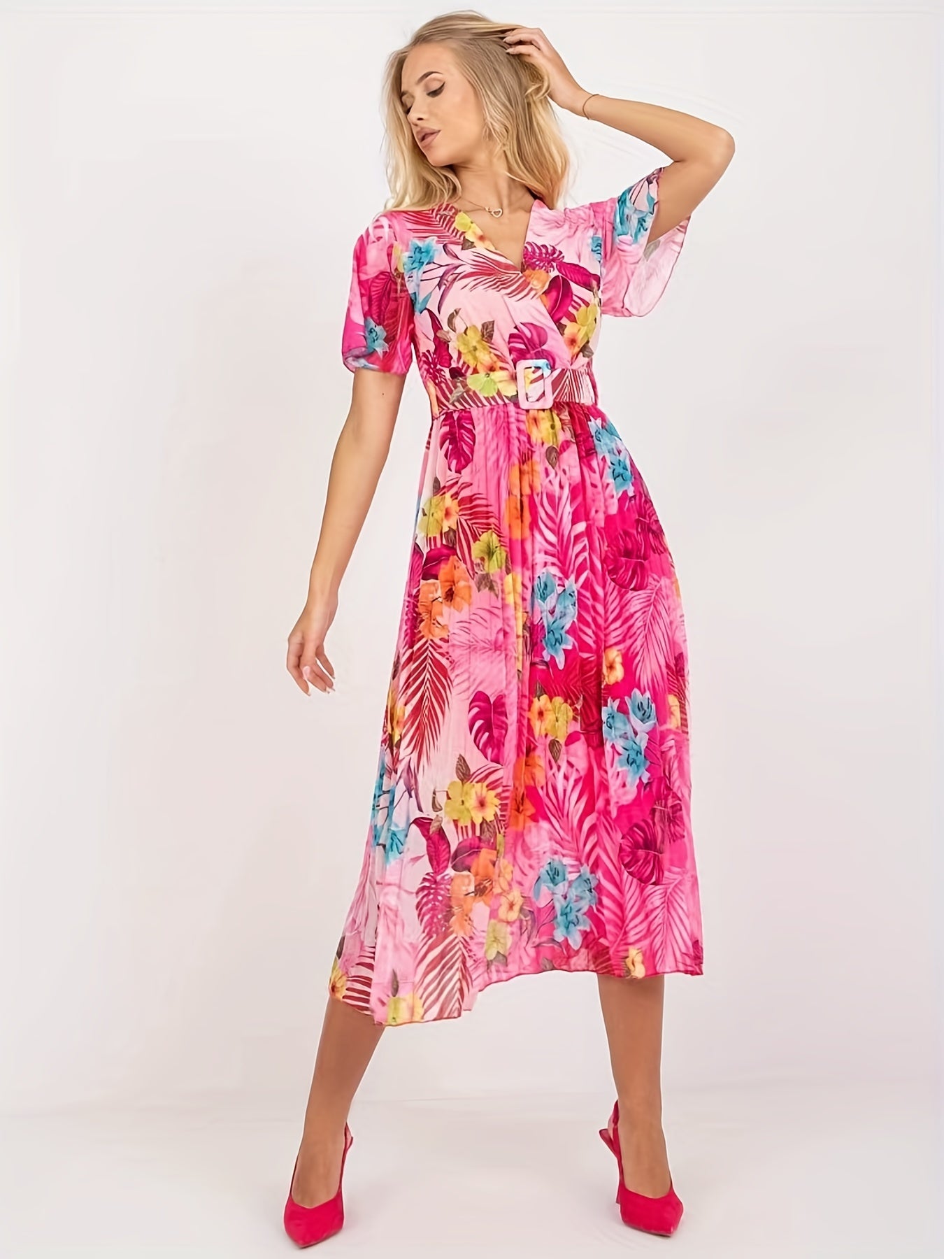 solvbao  Floral Print Pleat Dress With Belt, Boho Surplice Neck Short Sleeve Dress For Spring & Summer, Women's Clothing