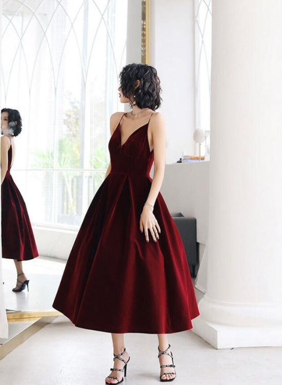 Solvbao Sexy Velvet Dark Red Backless Straps Wedding Party Dress, Burgundy Short Prom Dresses