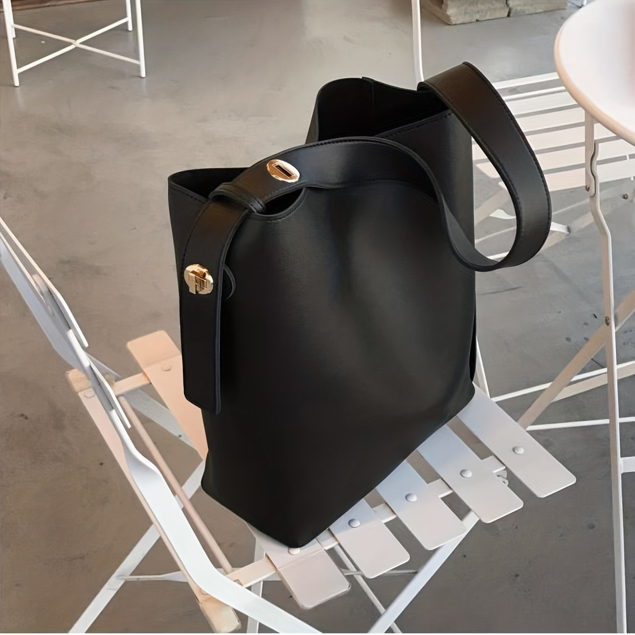 Black Simple Fashion Versatile Sling Bucket Bag, Single Adjustable Shoulder Strap Bag, Solid Color PU Leather Bag For Daily Use