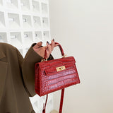 Trendy Crocodile Pattern Crossbody Bag, Solid Color Flap Handbag, Perfect Shoulder Bag For Daily Use