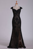 kamahe Black Off The Shoulder Sheath Prom Dresses Lace&Tulle Floor Length With Applique & Slit