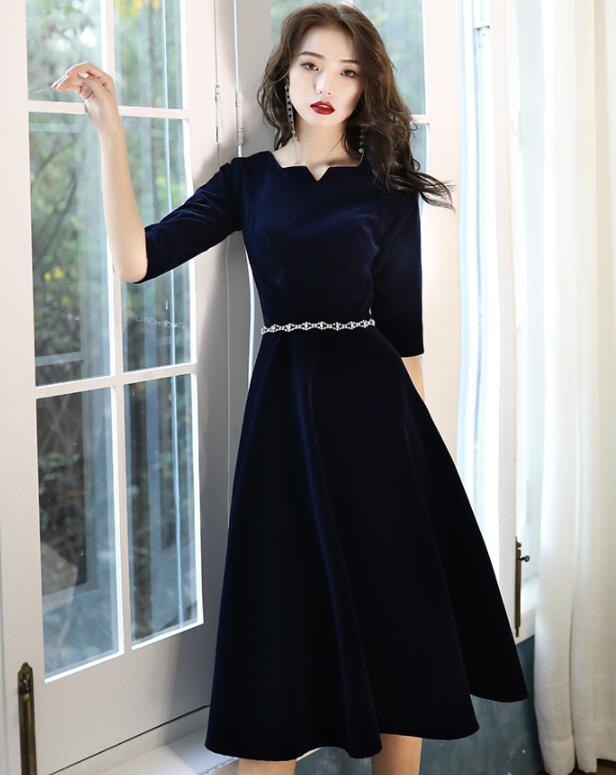 Solvbao Navy Blue Velvet Knee Length Simple Bridesmaid Dresses, Short Blue Velvet Prom Dresses with Beadings