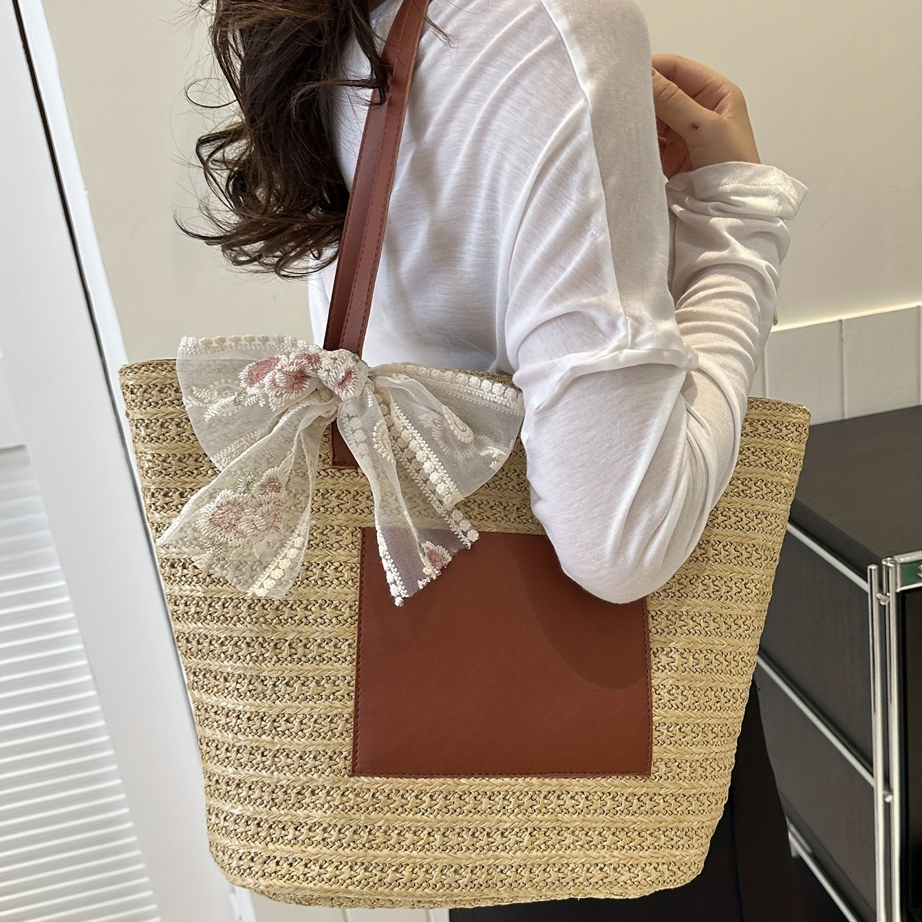 solvbao  Bohemian Vacation Tote Straw Bag, Colorblock Summer Travel Tote Bag, Lace Scarf Decor Ladies Bag