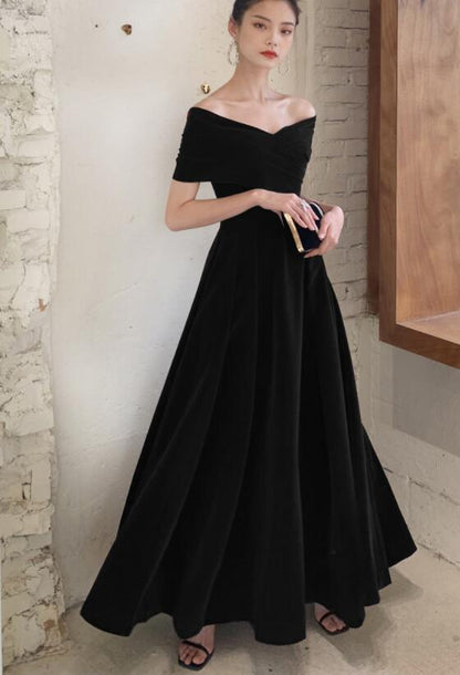 Solvbao Black Velvet Elegant Lace-up Prom Dress, Black Off Shoulder Prom Dress