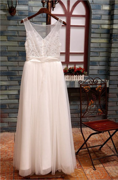 solvbao Simple White Wedding Dresses, Lace and Tulle Party Dresses, Cute Formal Dress Long