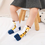 2pairs Boys Kids Five-finger Socks, Cartoon Giraffe Cute Split Toe Socks, Breathable Comfy Crew Socks For Autumn Winter, Children's Socks