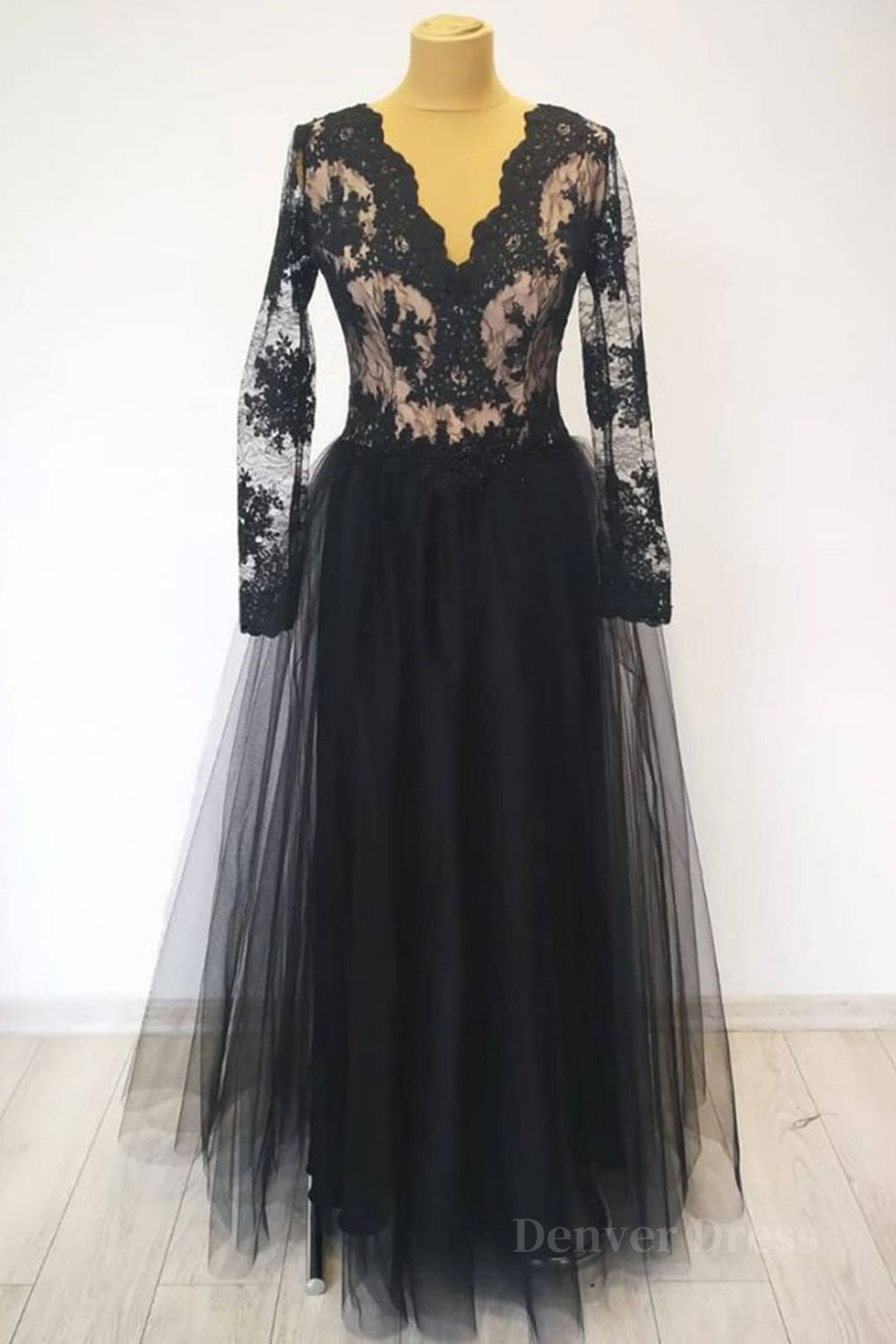 kamahe Long Sleeves V Neck Black Lace Long Prom Dresses, Long Sleeves Black Formal Dresses, Black Lace Evening Dresses