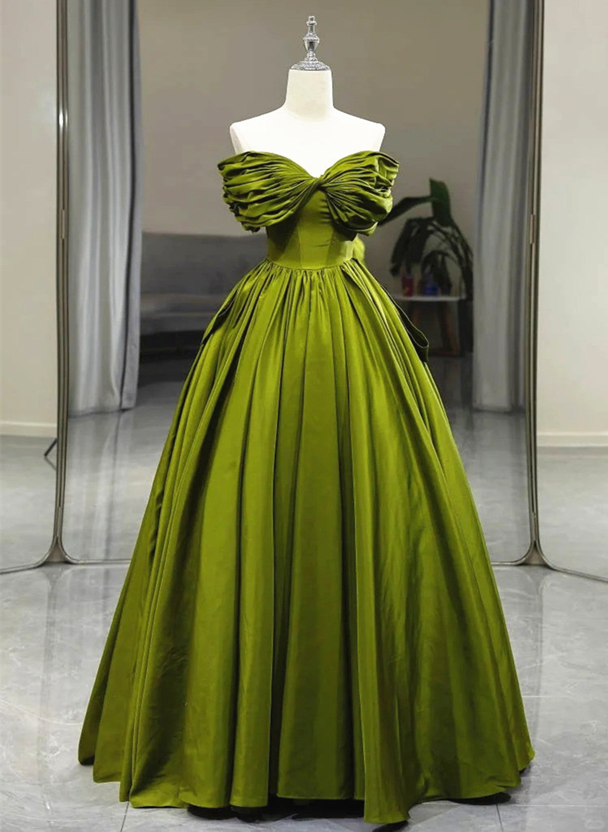 solvbao Green Satin Sweetheart Off Shoulder Prom Dress, Green Long Evening Dress