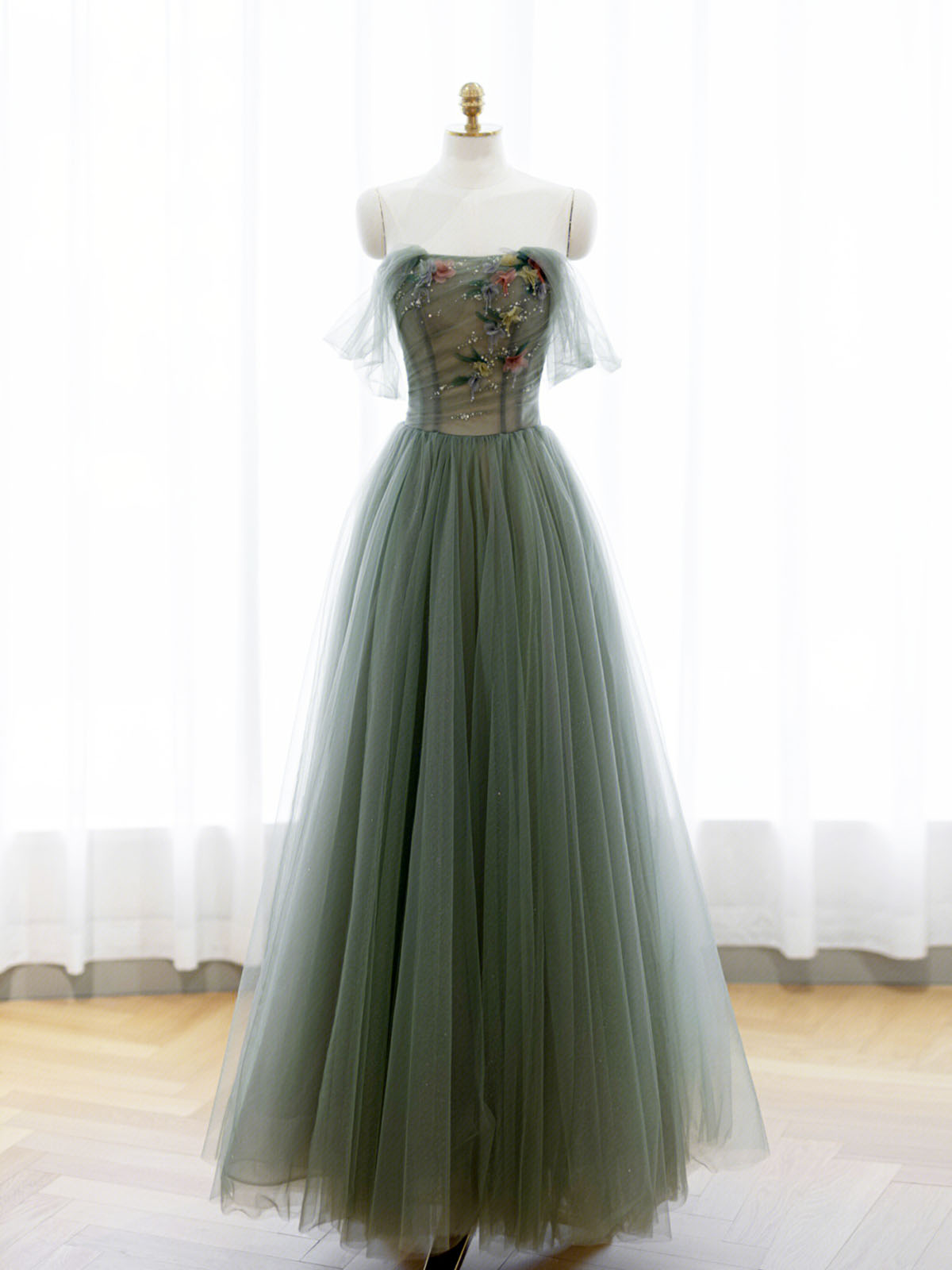 solvbao A-Line Green Tulle Long Prom Dress, Off the Shoulder Evening Party Dress