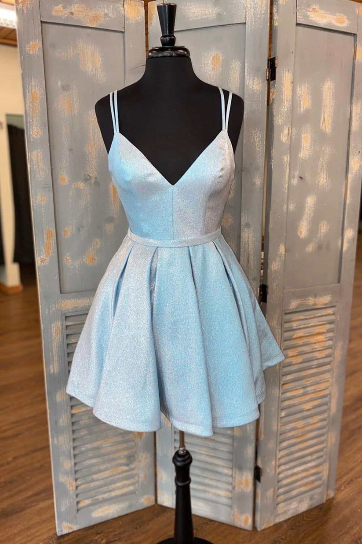 solvbao Cute V-Neck Short Prom Dresses, A-Line Homecoming Dresses