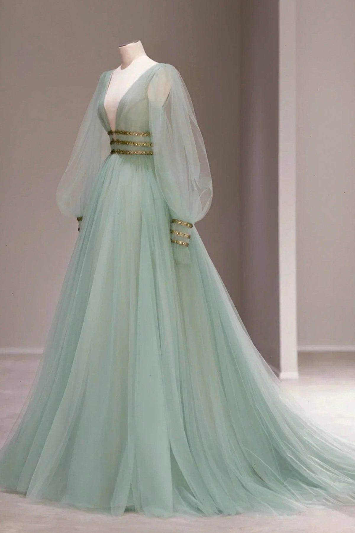 solvbao Green V-Neck Tulle Long Prom Dress, Long Sleeve Evening Dress