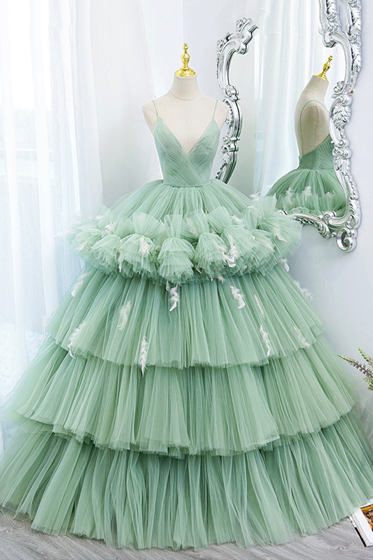 solvbao Green V-Neck Layers Tulle Long Ball Gown, A-Line Formal Gown