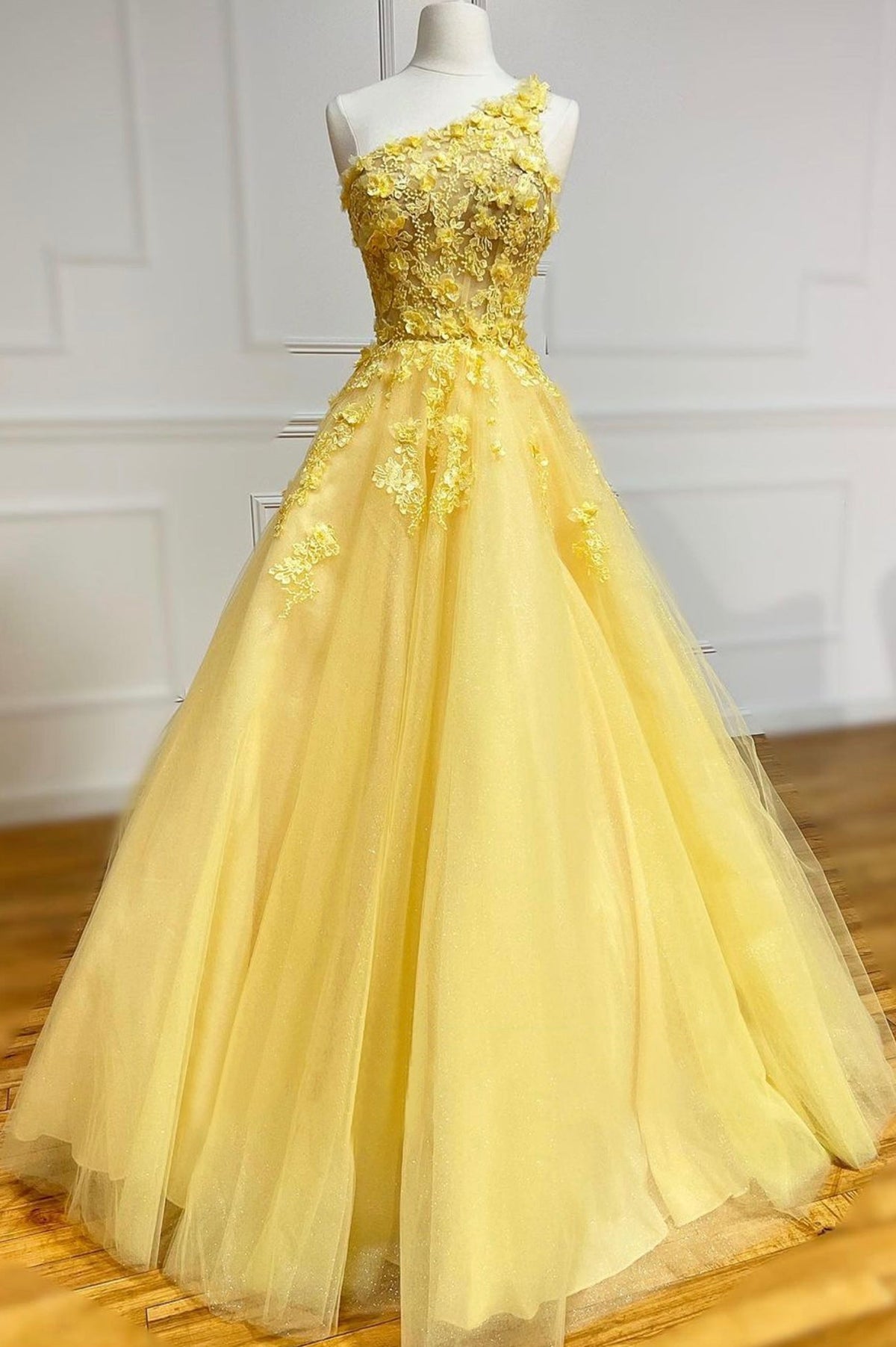 solvbao Yellow Lace One Shoulder Evening Dress, A-Line Tulle Long Prom Dress