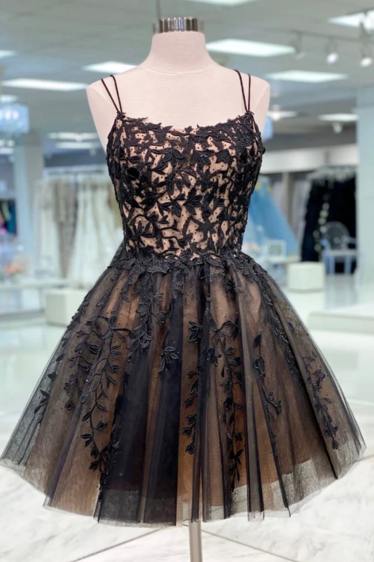 solvbao Black Lace Short Prom Dresses, A-Line Mini Party Dresses