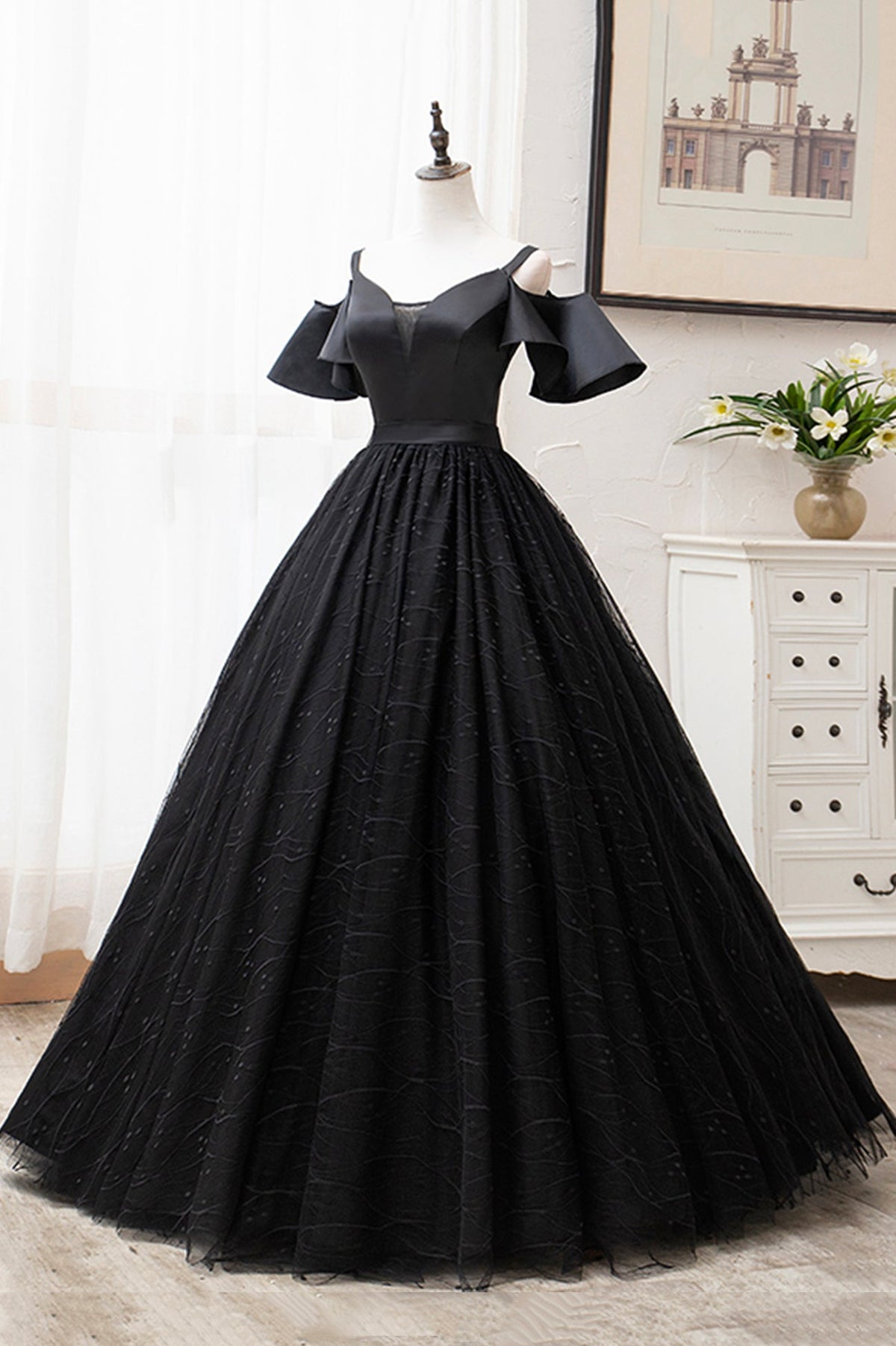 solvbao Black V-Neck Tulle Long Prom Dresses, A-Line Black Evening Dresses