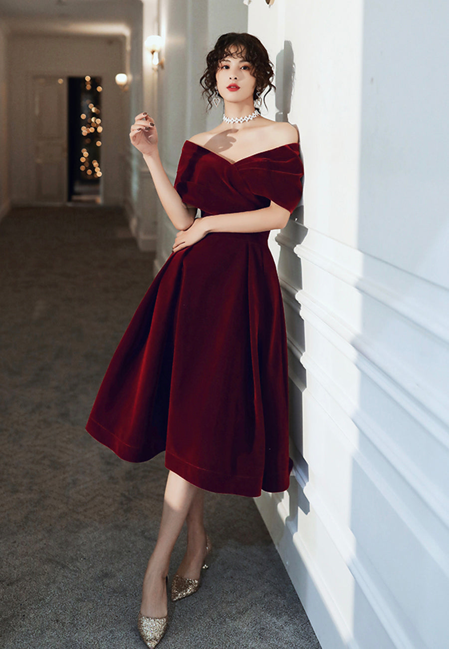 solvbao Burgundy Velvet Short Prom Dresses, A-Line Off the Shoulder Evening Dresses