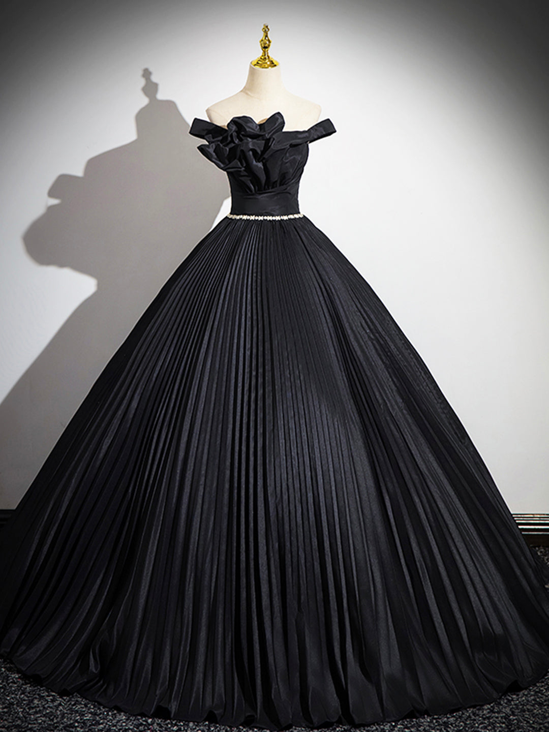 solvbao Black Pleated Long A-line Party Gown with Rhinestone Sash, Elegant Off the Shoulder Formal Evening Dress